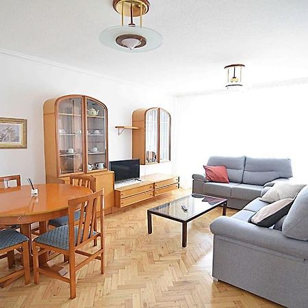 El Apartamento De Santa Pilar By Just Room Santander Bagian luar foto