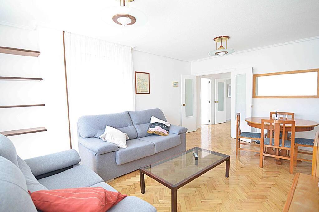 El Apartamento De Santa Pilar By Just Room Santander Bagian luar foto